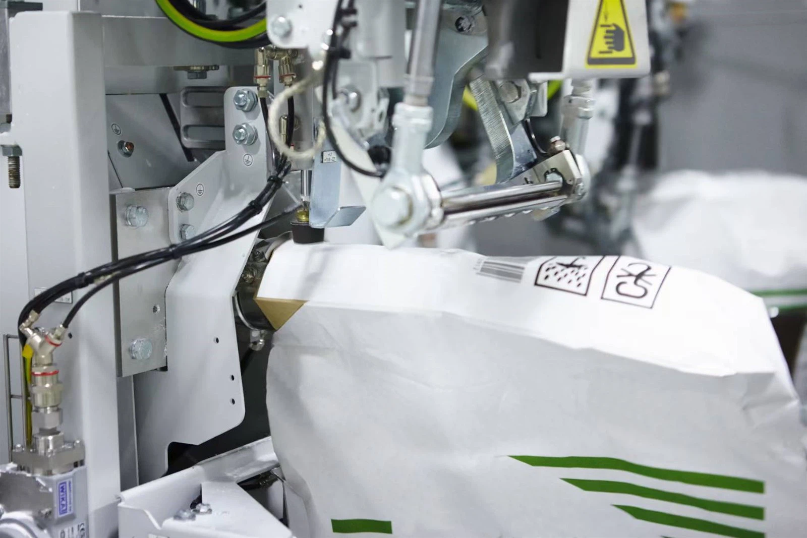 2025-11-06151920202 2025-11-06151920202